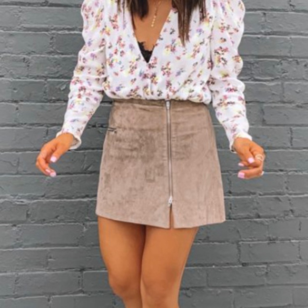 Suede tan blank nyc skirt.